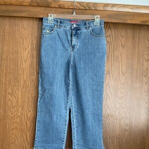 Gloria Vanderbilt Classic Blue Women's Jean capri size 4 petite